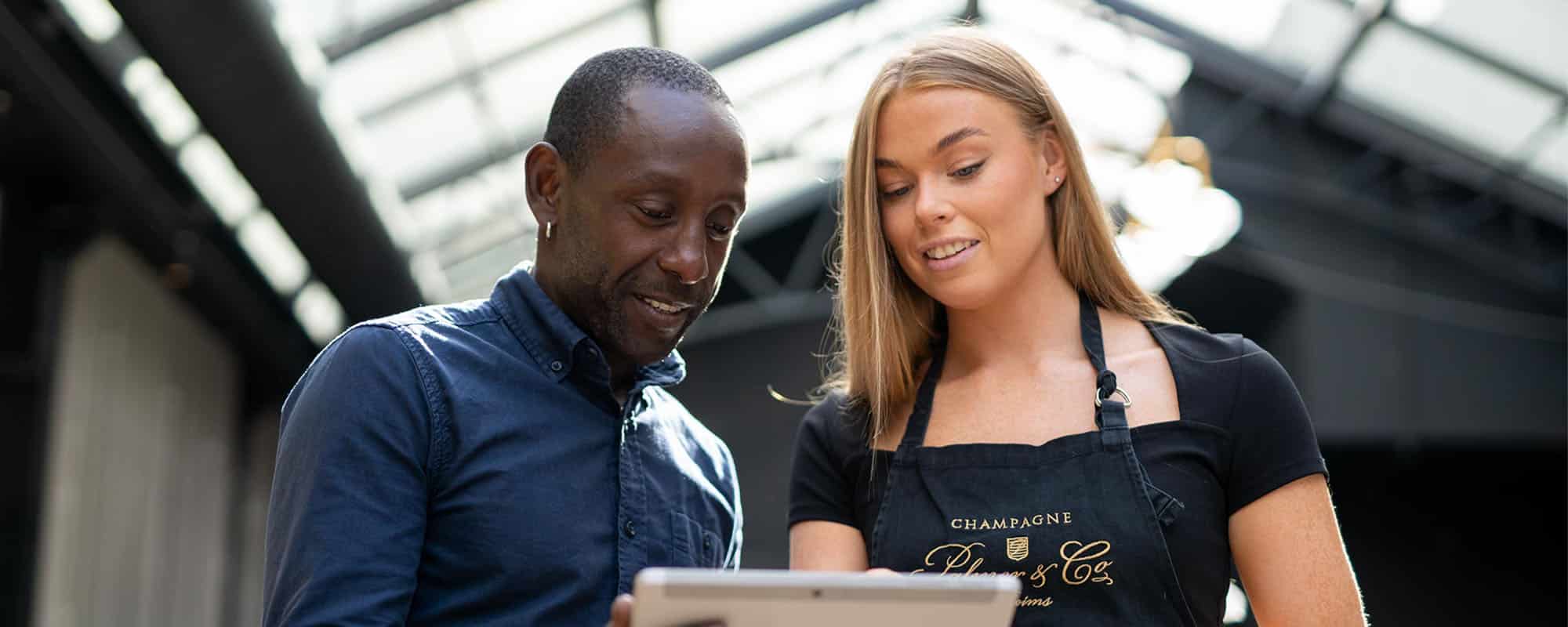 essential features POS system restaurant